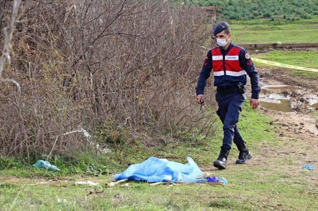 Tarla kenarında infaz edilen 4 gençle ilgili yeni detaylar! Cinayetler giderek korkunçlaşıyor Tarla kenarında infaz edilen 4 gençle ilgili yeni detaylar! Cinayetler giderek korkunçlaşıyor
