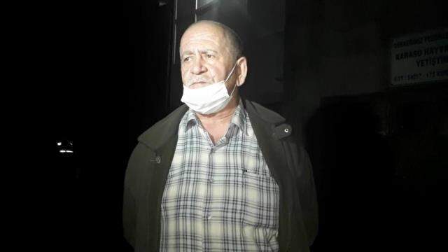 Hayvanları koruma derneğinde horoz dövüştürürken yakalanan başkandan pişkin sözler: Bu yasaklar Türkiye'yi geriye görür Hayvanları koruma derneğinde horoz dövüştürürken yakalanan başkandan pişkin sözler: Bu yasaklar Türkiye'yi geriye görür