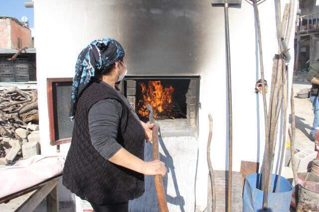 Girit Türklerinin 120 yıllık ekşi mayalı ekmeği Mersin'den Türkiye'ye açılıyor