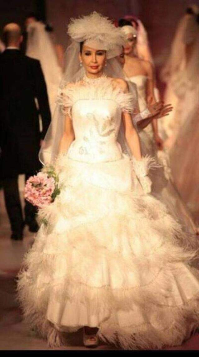 Tüm mal varlığını satıp köye yerleşen manken Bilun Dohmen, ağlaya ağlaya köy hayatını bıraktı