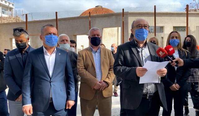 İzmir Tire'de Muharrem İnce'yi destekleyen 329 kişi CHP'den istifa etti İzmir Tire'de Muharrem İnce'yi destekleyen 329 kişi CHP'den istifa etti