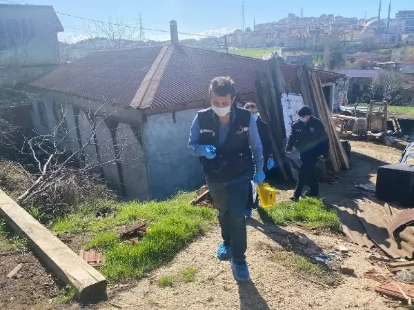 Kaynı tarafından çocuklarının gözü önünde ayaklarından vuruldu