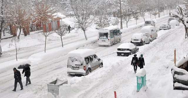 Türkiye'de beklenen kar yağışı 1987, 2002 ve 2004'teki gibi yoğun olabilir