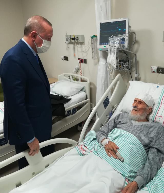 Cumhurbaşkanı Erdoğan'ın ziyaret ettiği kanaat önderi Hafız Abdullah Nazırlı hayatını kaybetti