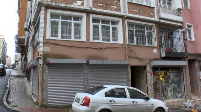 Fatih'te eşini kömürlükte boğarak öldürdü Fatih'te eşini kömürlükte boğarak öldürdü