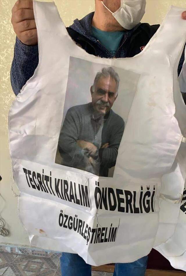 Aydın ve Batman HDP il binalarında çok sayıda örgütsel doküman ele geçirildi