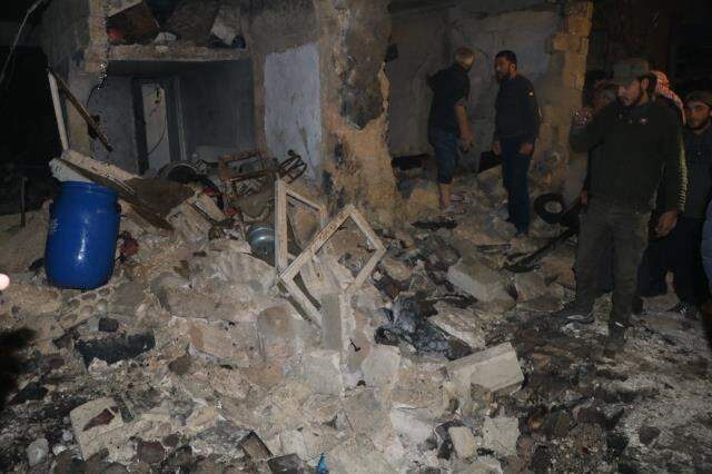 Suriye'de iki farklı noktada bombalar patladı! 3 ölü, çok sayıda yaralı var Suriye'de iki farklı noktada bombalar patladı! 3 ölü, çok sayıda yaralı var
