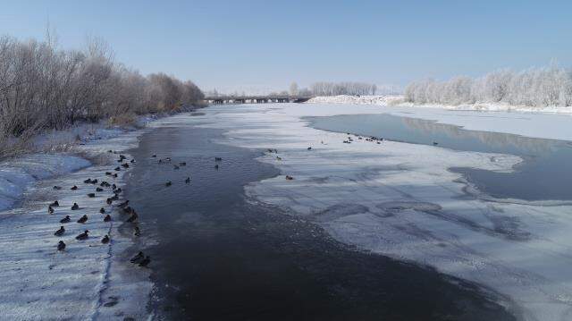Türkiye'nin en soğuk noktasında havaya atılan su yere buz taneciği olarak düştü