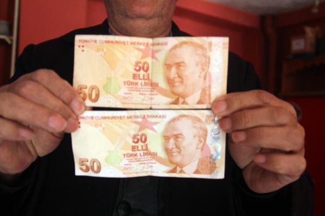 Bankamatikten çektiği hatalı basım 50 lirayı koleksiyoncular için satışa çıkardı