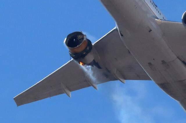 ABD'de motoru patlayan uçağın pilotları ile kule arasındaki diyalog ortaya çıktı: Üzerimizden bir şey geçti