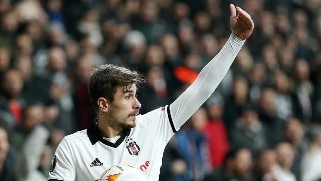 Beşiktaş'ın düşünmesi için Dorukhan Toköz'e verdiği süre doldu! Milli yıldız sezon sonunda ayrılıyor