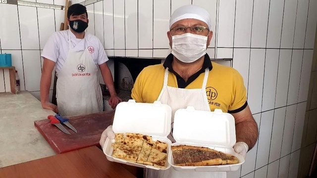 65 yıllık köprü yenilendi, en çok pideci esnafı sevindi 65 yıllık köprü yenilendi, en çok pideci esnafı sevindi