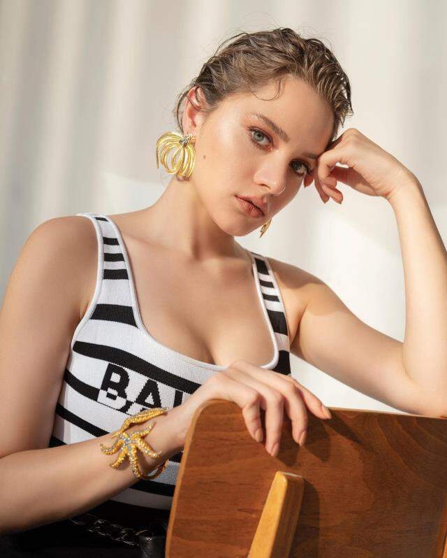 Genç oyuncu, Miray Daner şarkıcı oluyor