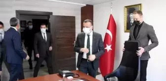 GÜMÜŞHANE - 18 Mart'ta Çanakkale'de göndere çekilecek ay yıldızlı bayrak Gümüşhane'ye ulaştı