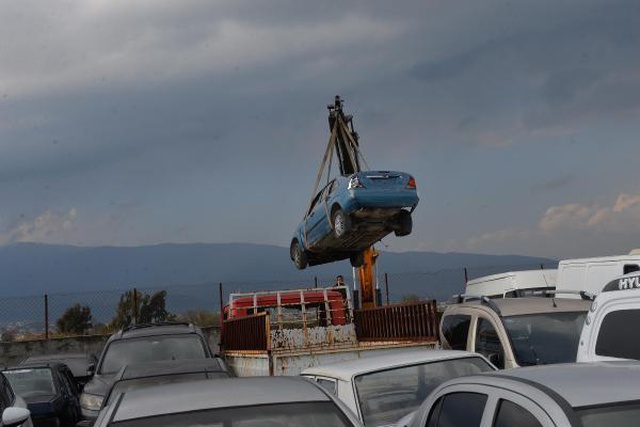 80 milyon liralık milli servet, yediemin otoparklarında çürümeye terk edildi 80 milyon liralık milli servet, yediemin otoparklarında çürümeye terk edildi