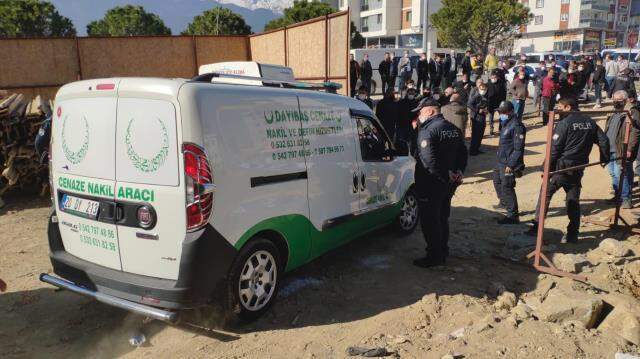 İnşaatta birlikte çalıştığı ağabeyi ile kardeşini öldürdü İnşaatta birlikte çalıştığı ağabeyi ile kardeşini öldürdü