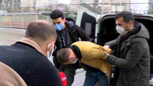 Eski eşi tarafından sokak ortasında tekme-tokat dövülen kadın: Asla dışarı çıkmasın