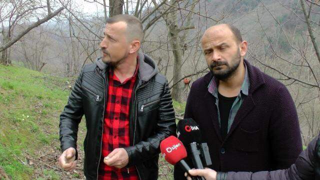 Mangal yaptıkları sırada bahçeye düşen 9.5 kiloluk taş köylüleri heyecanlandırdı! Meteor olduğunu iddia ediyorlar Mangal yaptıkları sırada bahçeye düşen 9.5 kiloluk taş köylüleri heyecanlandırdı! Meteor olduğunu iddia ediyorlar