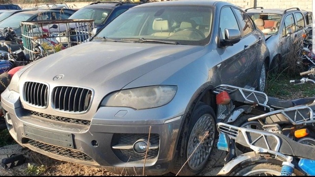 Avrupa'dan çalınan milyonluk lüks araçlar çürümeye terk edildi
