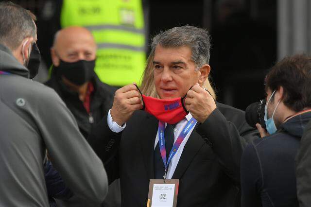 Joan Laporta, 11 yıl sonra ikinci kez Barcelona başkanlığına seçildi Joan Laporta, 11 yıl sonra ikinci kez Barcelona başkanlığına seçildi