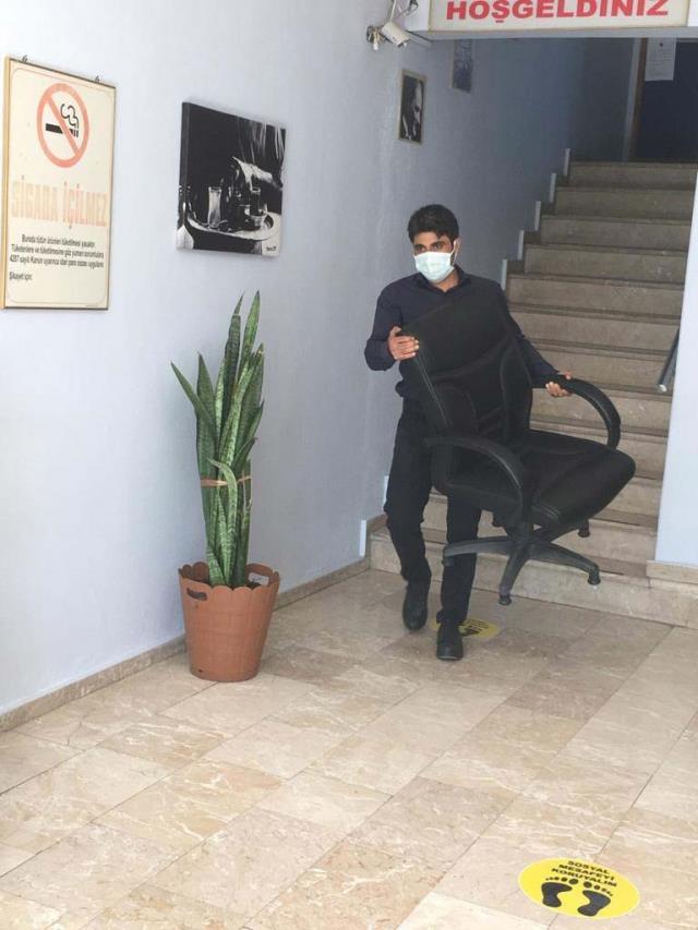 Denizli'nin Bozkurt Belediye Başkanı CHP'li Birsen Çelik'in makam koltuğu ve aracı haczedildi