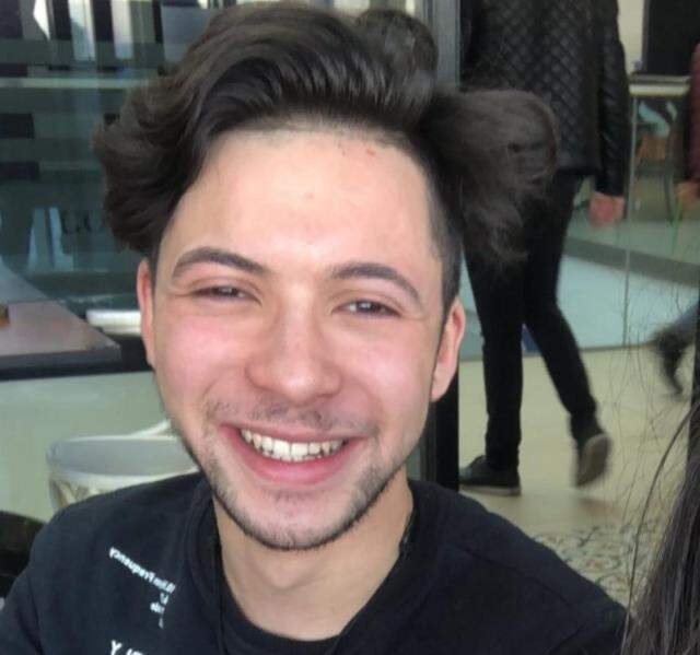 22 yaşındaki genç 'Acınızı paylaşmayacağım' yazılı mesaj paylaşıp kendini kemerle astı 22 yaşındaki genç 'Acınızı paylaşmayacağım' yazılı mesaj paylaşıp kendini kemerle astı