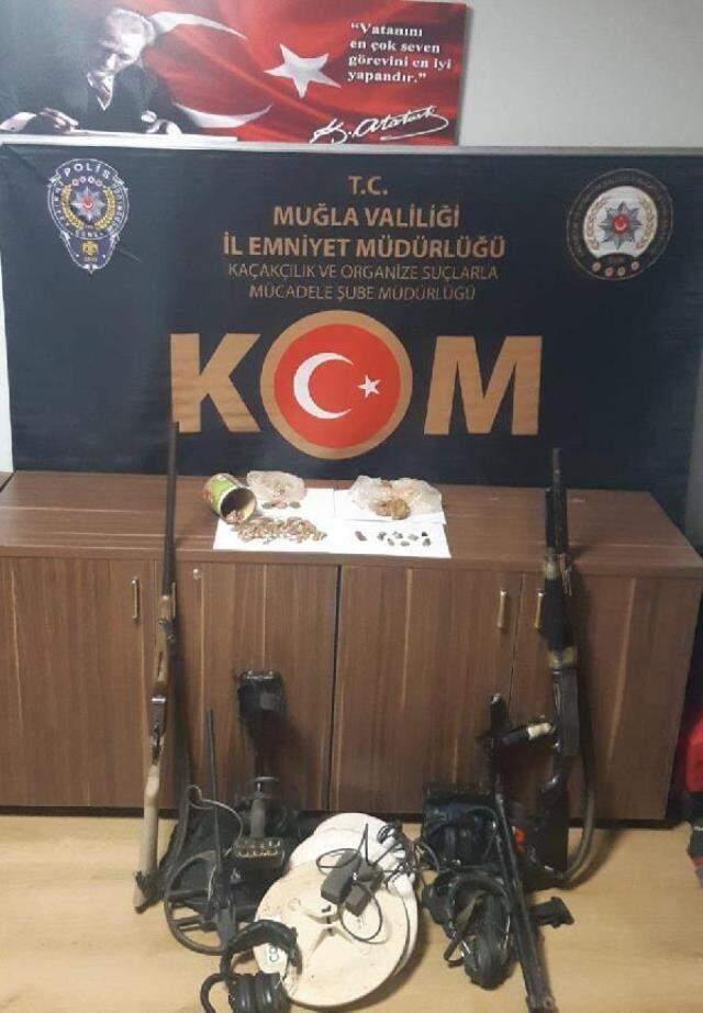 Definecilerin evine yapılan operasyonda 4 milyon liralık painite taşı ele geçirildi