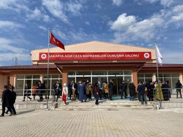 7 kişinin öldüğü havai fişek patlamasında şok ifadeler: Ev ve para teklif ettik, müdahil olanlar ailelerin aklını çeldi 7 kişinin öldüğü havai fişek patlamasında şok ifadeler: Ev ve para teklif ettik, müdahil olanlar ailelerin aklını çeldi