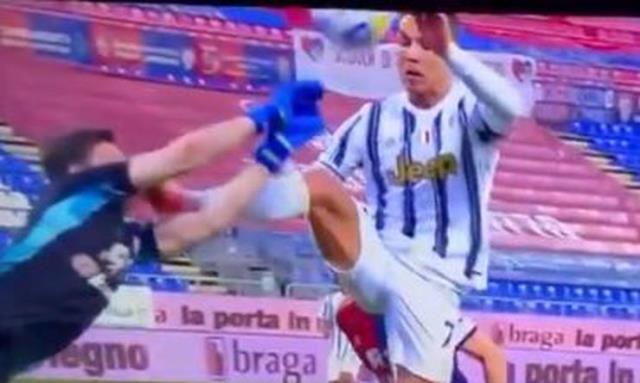 Juventus'ta Ronaldo'nun Cagliari maçında yaptığı faul maça damga vurdu