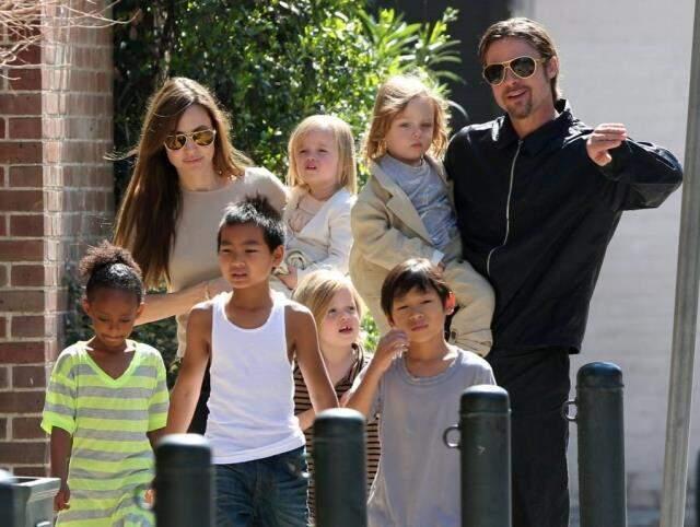 Angelina Jolie'den dudak uçuklatan iddia: Brad Pitt ilişkimiz sırasında bana şiddet uyguladı