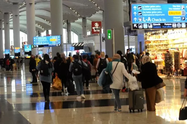 İstanbul Havalimanı son bir yılın en yoğun gününü yaşıyor