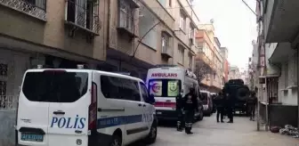 GAZİANTEP - Kendisine zarar vermek için girdiği evi yakan zanlıyı polis kurtardı