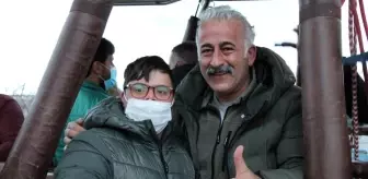 Down Sendromlu çocuklar Kapadokya'da balona bindi
