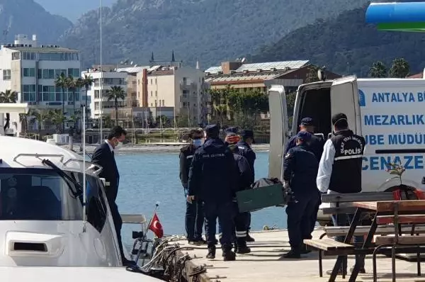 Kaybolan oğlunun cesedi denizde bulundu! Acılı annenin feryadı yürekleri dağladı