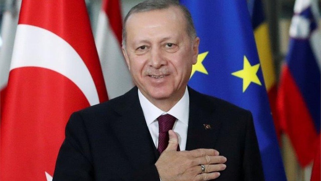 WSJ: <a class='keyword-sd' href='/tcmb/' title='TCMB'>TCMB</a>, yanlış sıradışı politikayı uyguluyor, liradaki çalkantı uzun süre devam edebilir