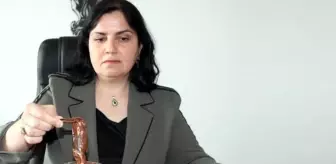 Ünlü markanın çikolata kavanozundan başka bir markaya ait çikolata paketi çıktı
