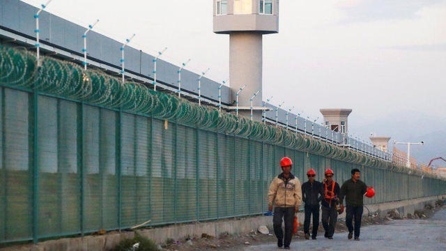 Uygur Türkleri: Çin, Sincan'da izlediği politikaları eleştiren İngiltere'den beşi milletvekili dokuz kişinin ülkeye girişini yasakladı