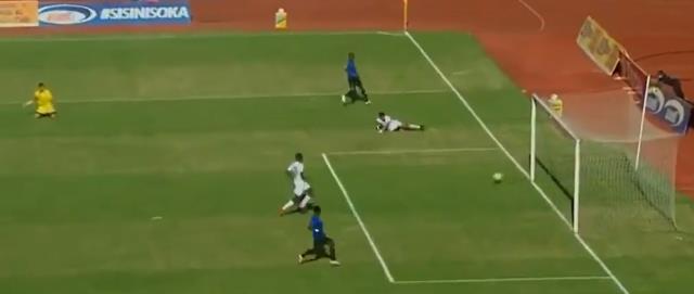 Tanzaya'da Mbwana Samatta, Libya karşısında boş kaleye gol atamadı