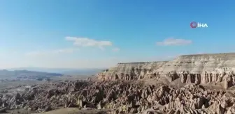 Günbatımı için akın akın Kapadokya'ya geliyorlar