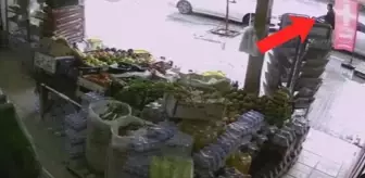 Yol üstüne park eden aracı çalmak istedi, içindeki çocuğu fark etmedi
