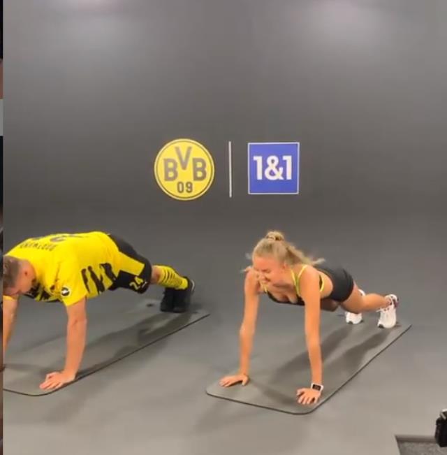 Dünyanın en güzel atleti 21 yaşındaki Alicia Schmidt'le çalışmaya başlayan Dortmund'un performansı yükselişe geçti