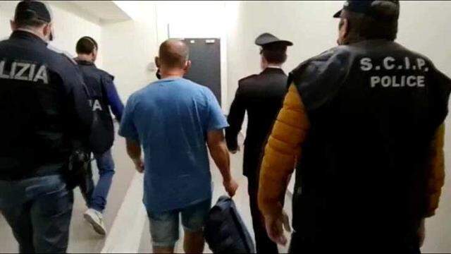 En tehlikeli suç örgütlerinden birindeydi! Mafya üyesi yemek tutkusuyla yakayı ele verdi
