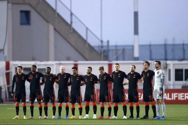 Hollanda medyası 7-0'dan çok Türkiye'nin beraberliğine sevindi: 'Gecenin en güzel haberi İstanbul'dan geldi'