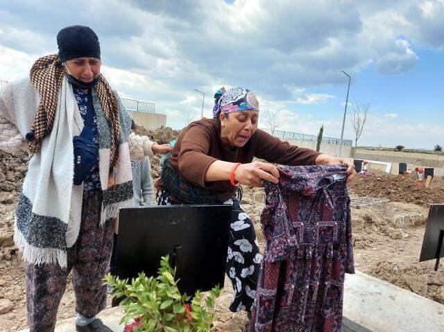 Vahşice öldürülen 16 yaşındaki Sezen'in halası isyan etti: Yavrumun her yaşı için bir bıçak sokmuş