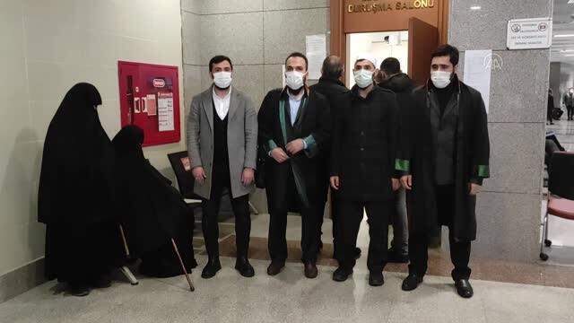 Çarşaflı kadın fotoğrafı paylaştığı iddia edilen doktora hakaretten yargılanan sanıkların beraatine hükmedildi Çarşaflı kadın fotoğrafı paylaştığı iddia edilen doktora hakaretten yargılanan sanıkların beraatine hükmedildi