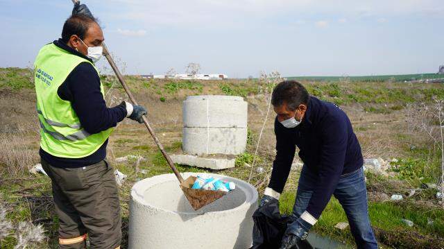 Bir garip olay! Kanalizasyon hattında binlerce bozulmuş ayran bulundu Bir garip olay! Kanalizasyon hattında binlerce bozulmuş ayran bulundu