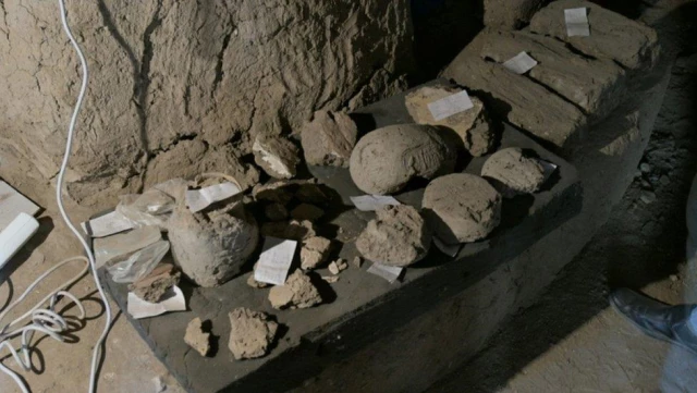 Mısır'da 3 bin yıllık 'kayıp altın şehir' ortaya çıkartıldı