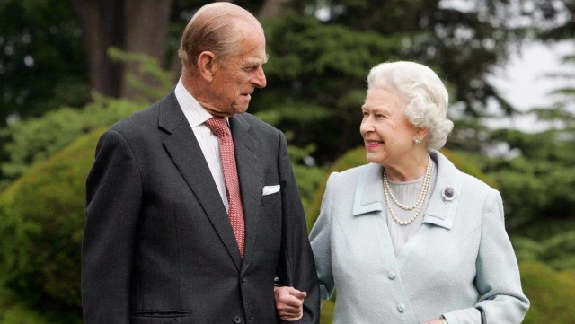 Prens Philip: Kraliçe İkinci Elizabeth'in eşi, Edinburgh Dükü'nün hayatı