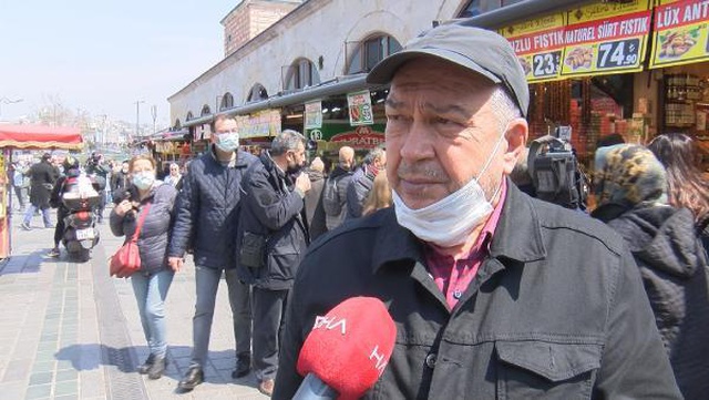 Mısır Çarşısı'nın en pahalı hurması: Tanesi 5 liraya satılıyor Mısır Çarşısı'nın en pahalı hurması: Tanesi 5 liraya satılıyor