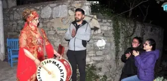 Datça'nın kadın ramazan davulcusu; kansere yakalandı pes etmedi